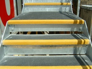 panele antyposlizgowe na schody supergrip rust oleum